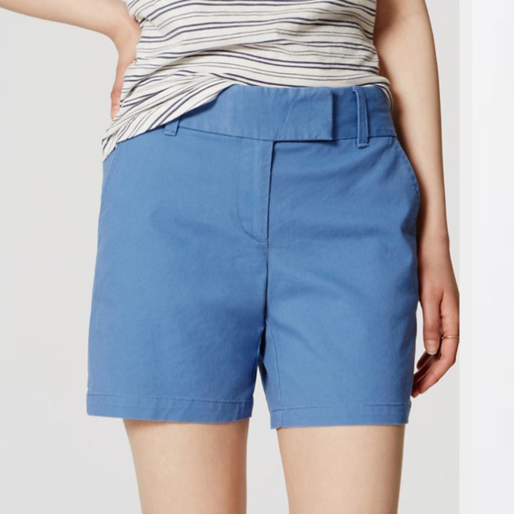 Ann Taylor LOFT The Riviera Short 6" inseam blue 0